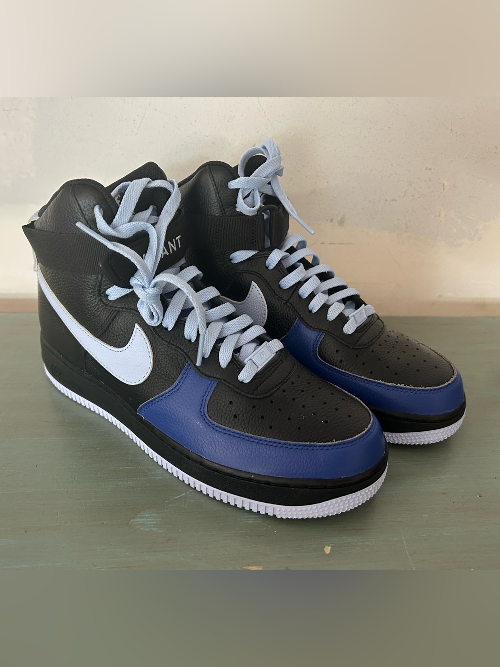 Nike High-Top Sneakers in Black, Royal Blue & White